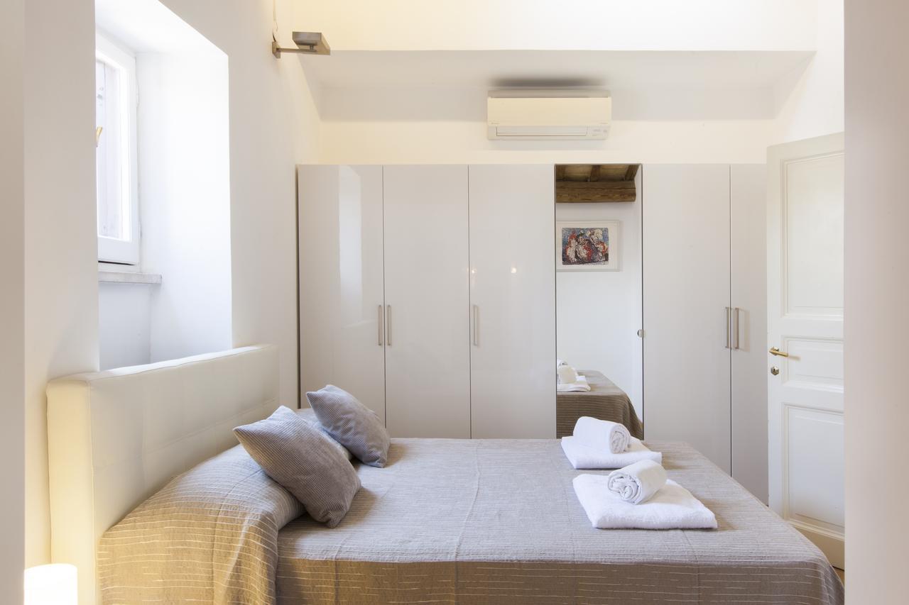 Habitat'S Navona Pantheon Attic Apartment Rome