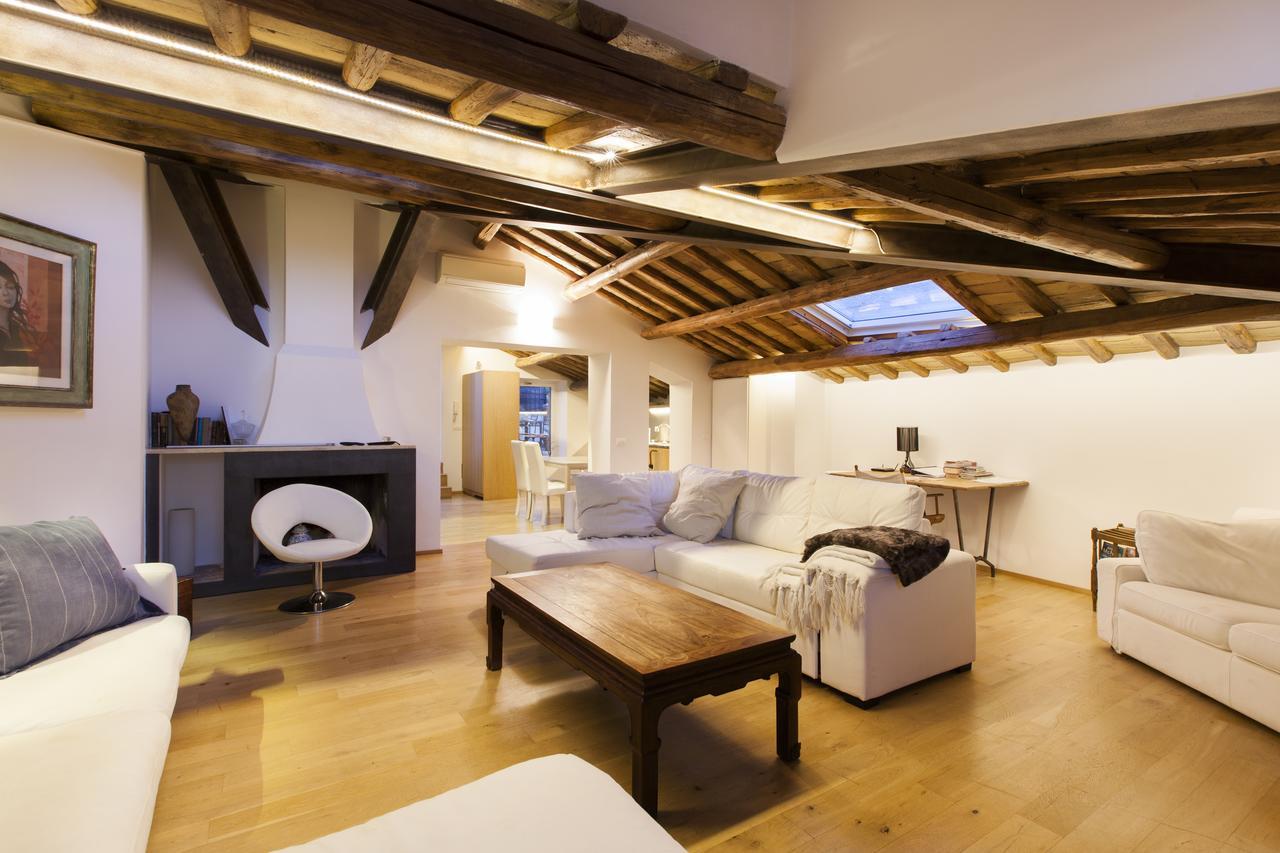Habitat'S Navona Pantheon Attic Apartment Rome