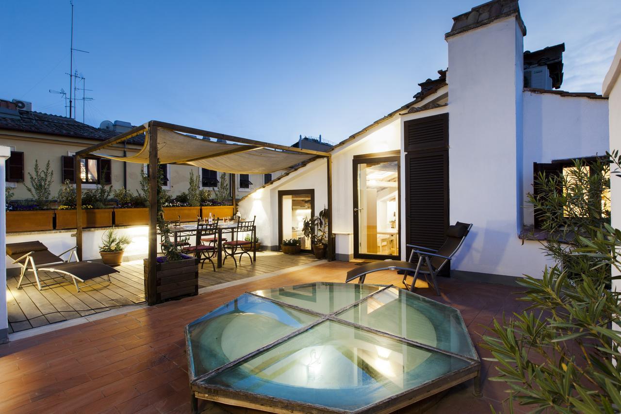 Habitat'S Navona Pantheon Attic