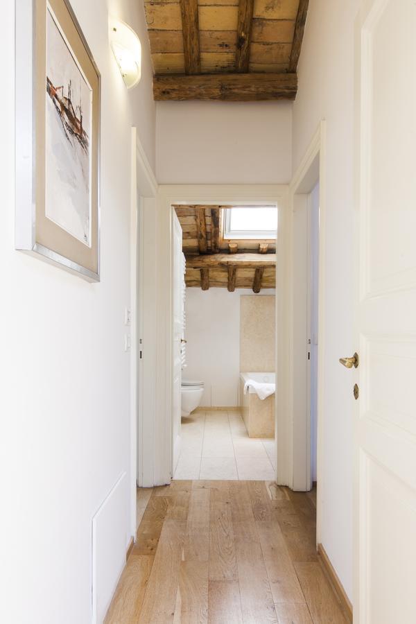Habitat'S Navona Pantheon Attic Rome